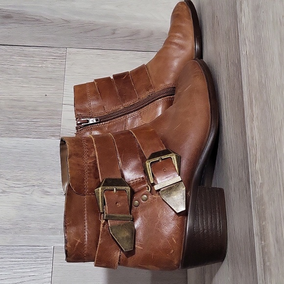 🛍Aerosoles Womens‎ 5 Leather Ankle Boots Heeled Buckle Biker Moto Casual - Picture 2 of 11